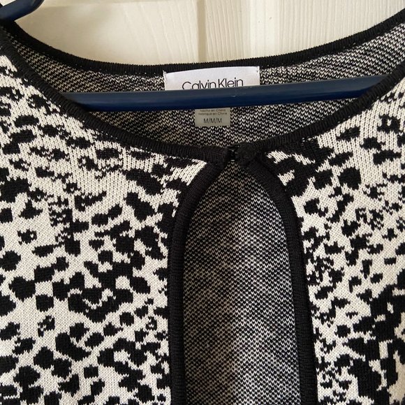 Calvin Klein Snow Leopard Print Duster - SIZE M $30 - Picture 2 of 5